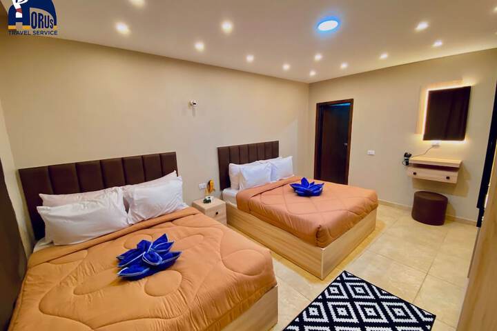 Room 16 of 32