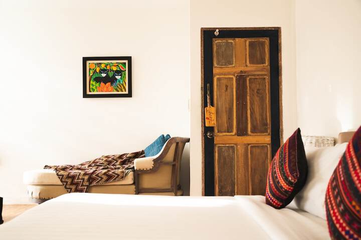 Room 32 of 108