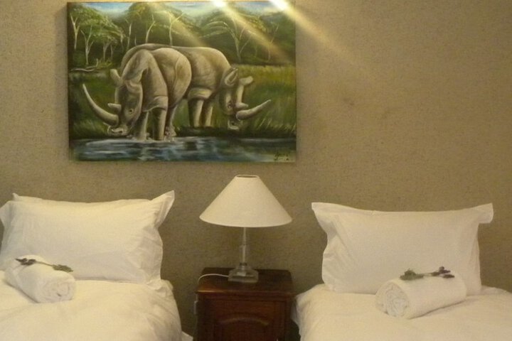 Room 13 of 21