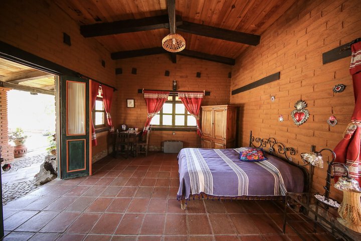 Room 42 of 132