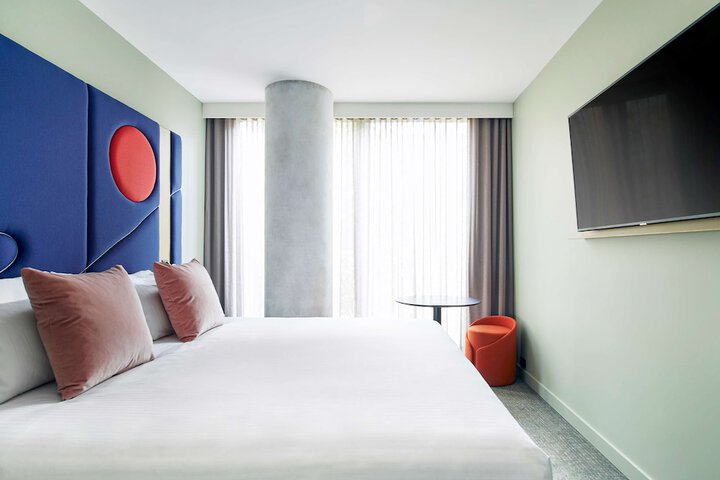 Room 12 of 95