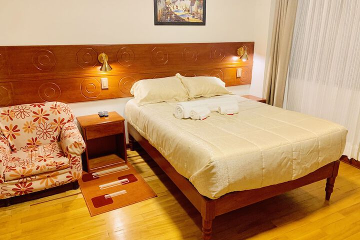 Room 9 of 49