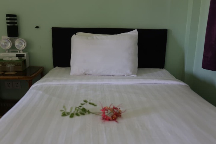 Room 14 of 35