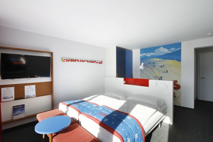 Room 8 of 55