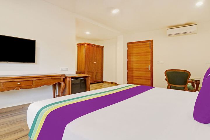 Room 18 of 36