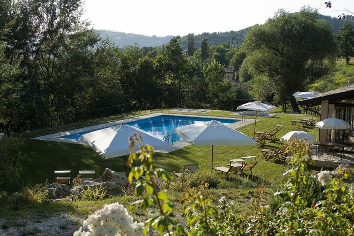 Hotel with Pool