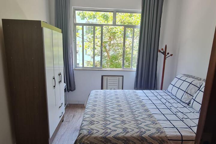 Room 2 of 17