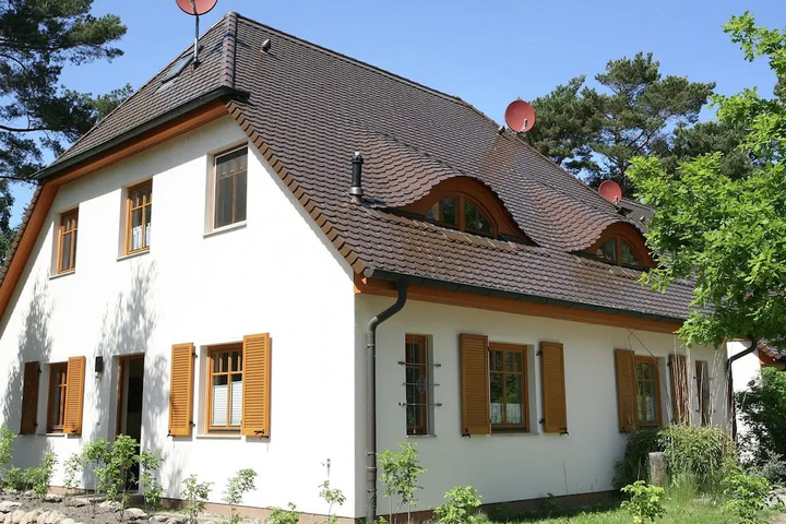 Cozy Holiday Home in Dierhagen Strand With Garden
