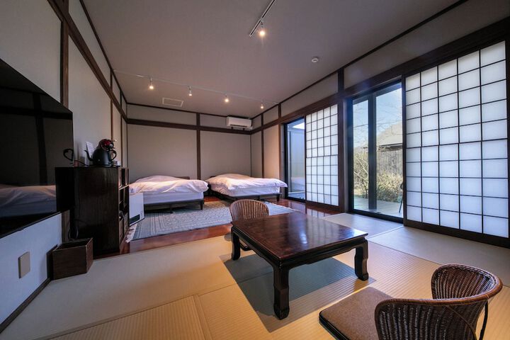 Room 8 of 29