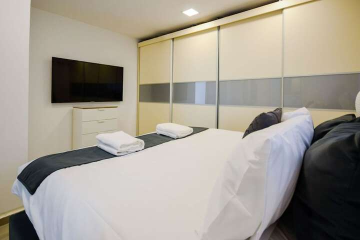 Room 17 of 43