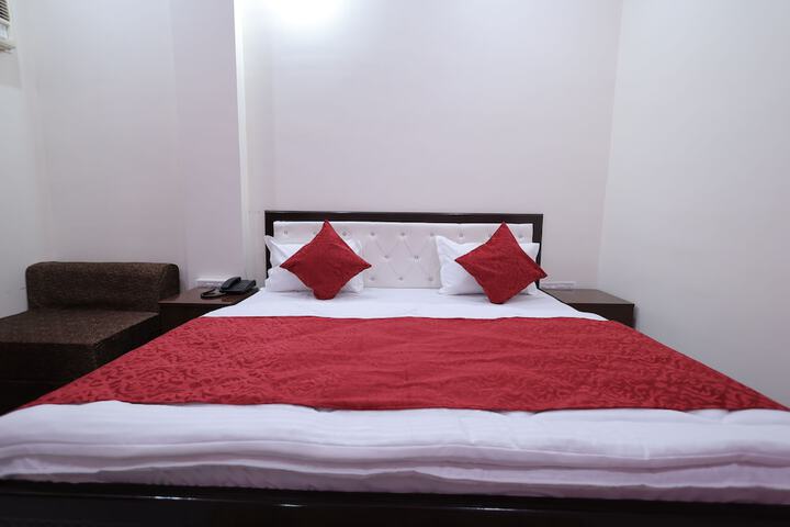 Room 29 of 83