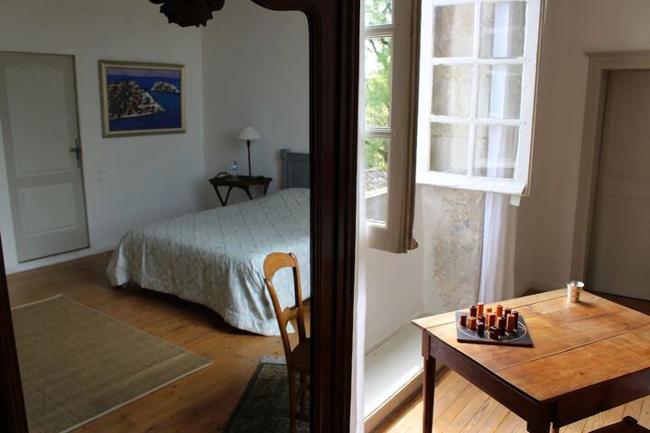 Room 18 of 52