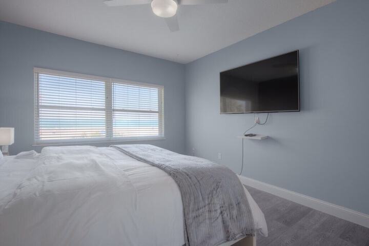 Oceanfront Opulent Blue #1, Only Steps to Sand in Jacksonville Beach, FL