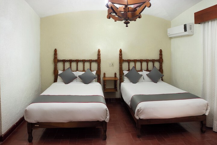 Room 32 of 182