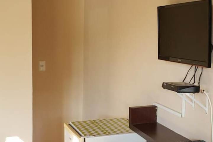 Room 15 of 37