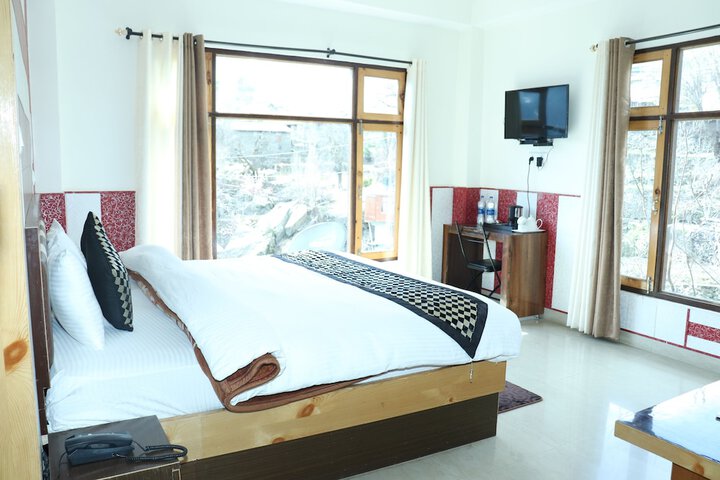 Room 6 of 20