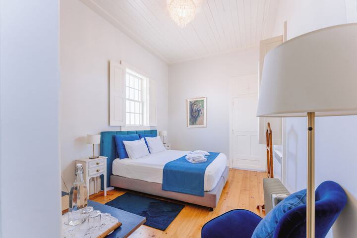 Room 10 of 41