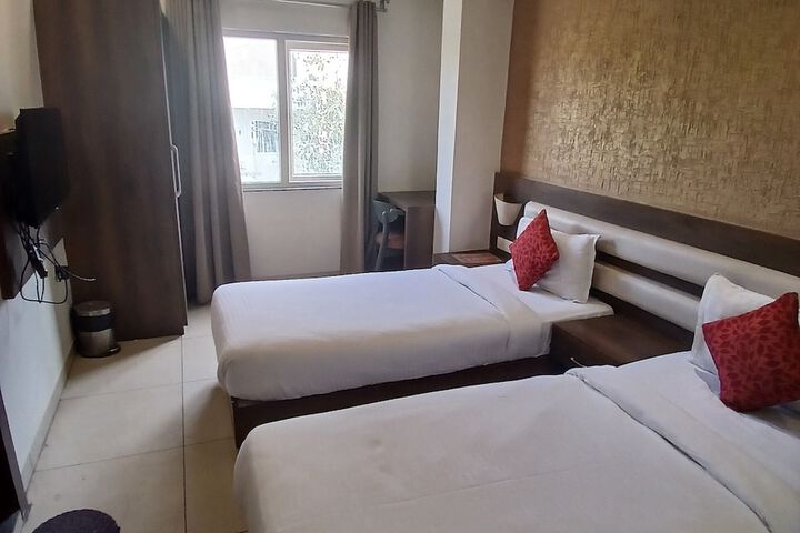 Room 36 of 64