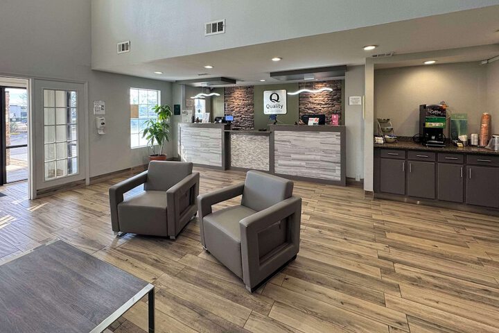 Hotel Interior 5 of 32