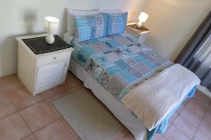 Room 3 of 8