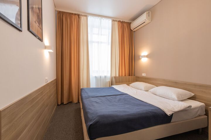 Room 10 of 58