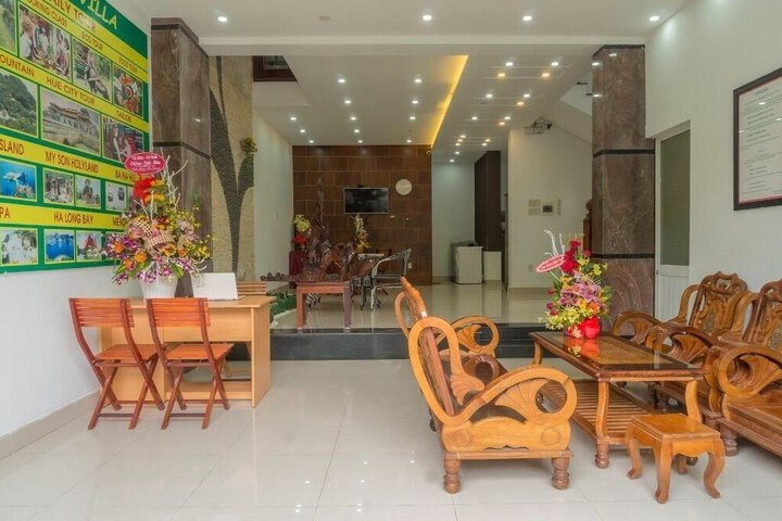 Hotel Interior 10 of 21