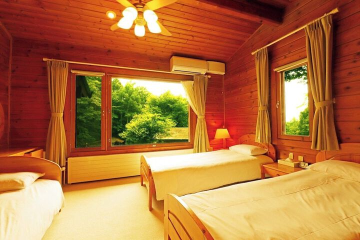 Room 16 of 192