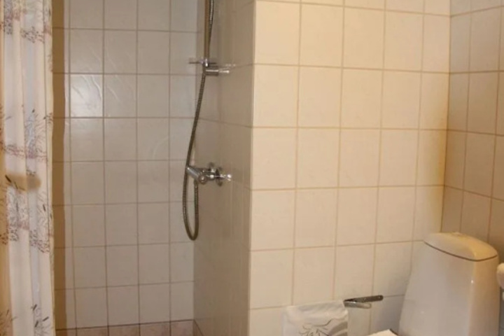 Room 7 of 30