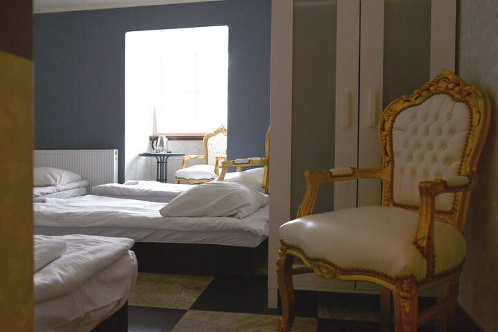 Room 15 of 57