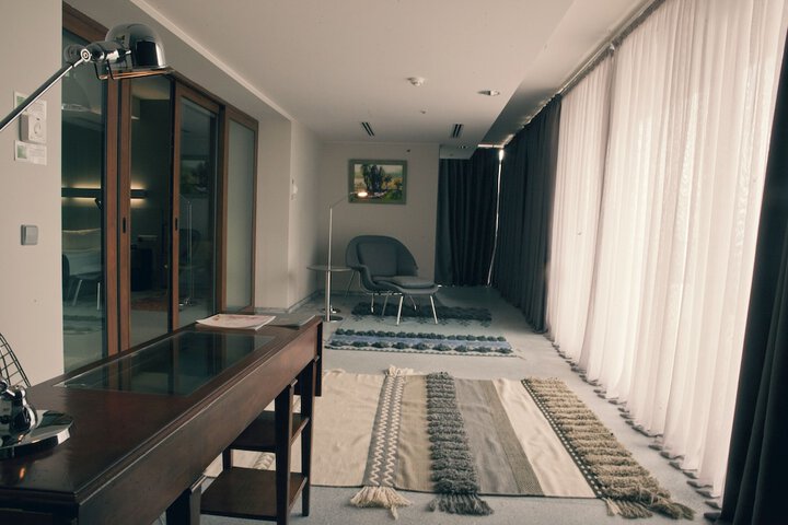 Room 9 of 31