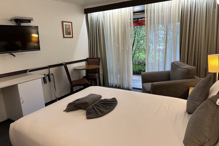 Room 50 of 79