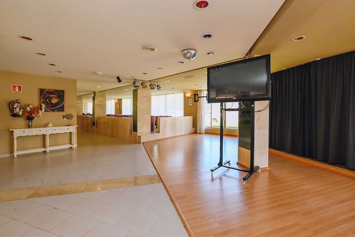 Hotel Interior 12 of 149