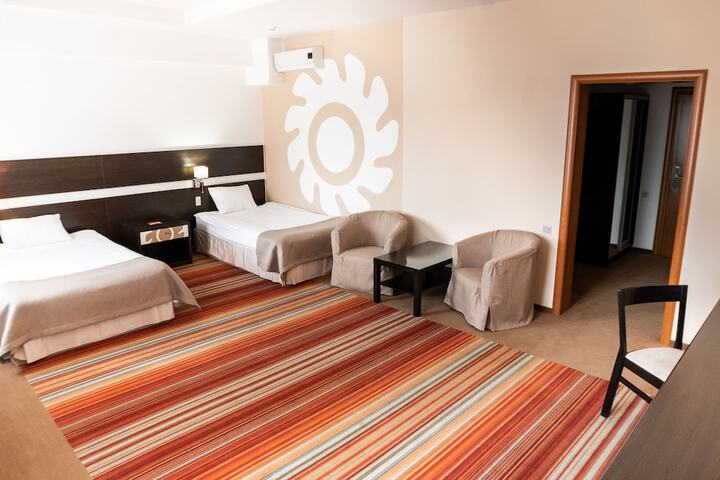 Room 17 of 72