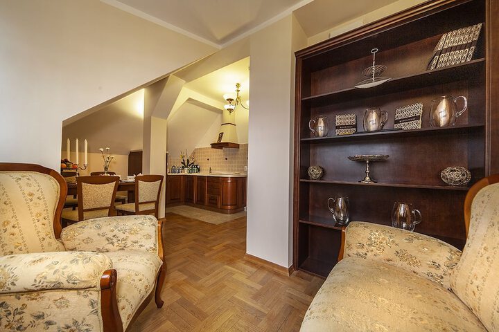 Room 21 of 54