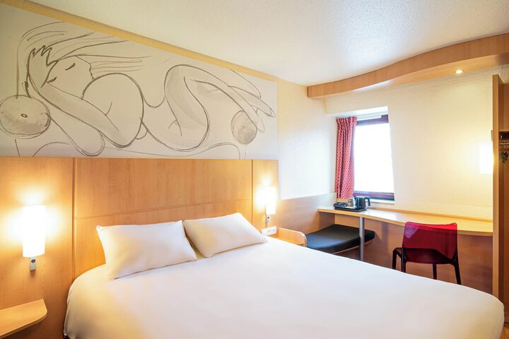 Room 7 of 36