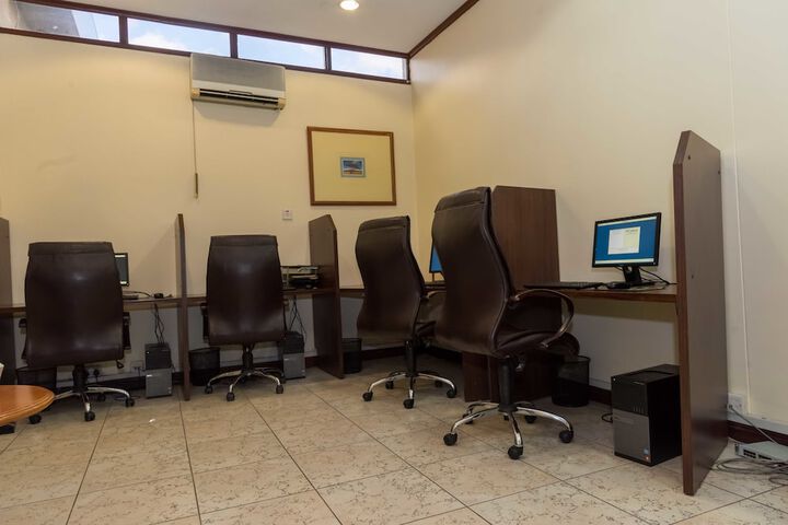 Business Center 36 of 40
