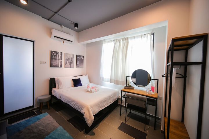 Room 35 of 121