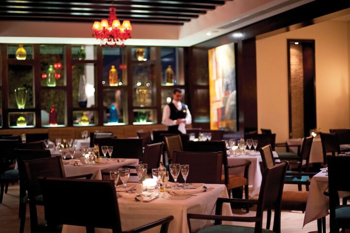 Dining 81 of 129