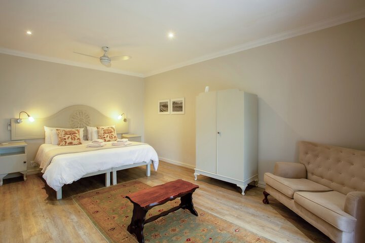 Room 49 of 128