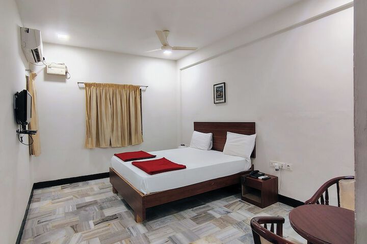 Room 14 of 22