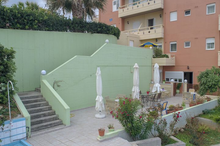 Terrace/Patio 68 of 75