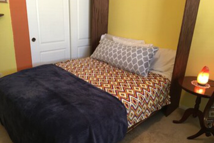 Room 30 of 39