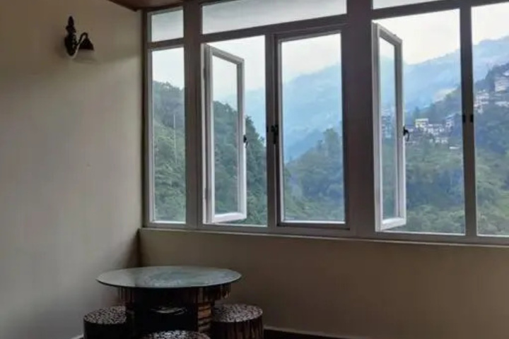 Terrace/Patio 6 of 10