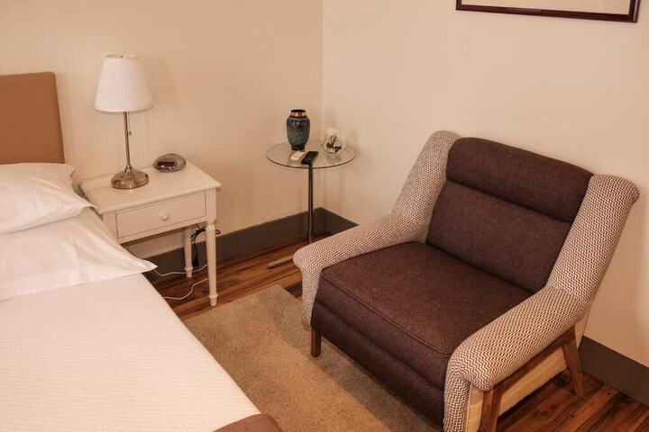 Room 10 of 51