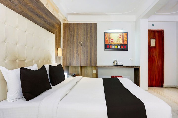 Room 18 of 29