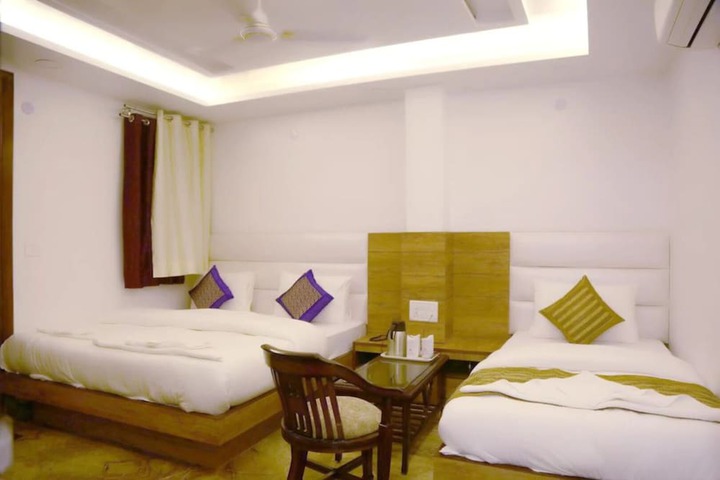 Room 19 of 30