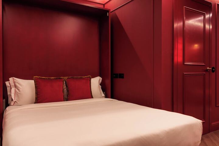 Room 89 of 141