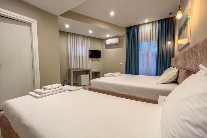Room 13 of 41