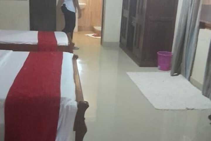 Room 26 of 66