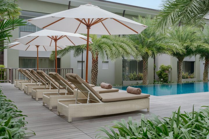 Pool 14 of 26